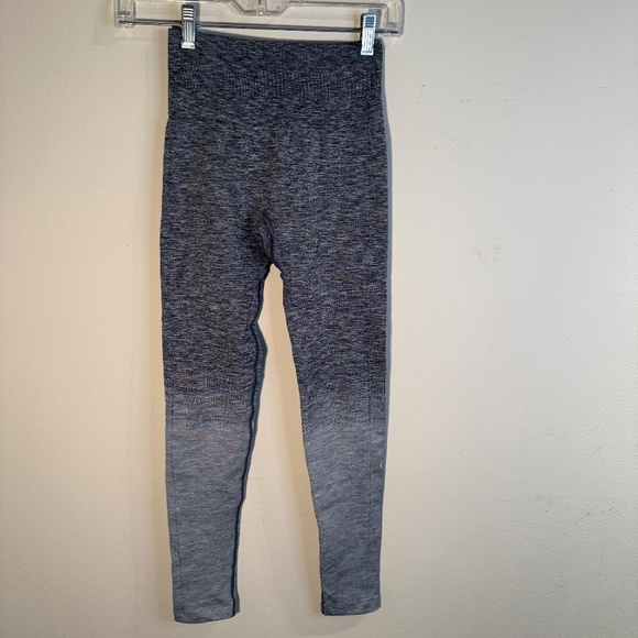 Lululemon Ombre Grey 7/8  Leggings Size 4 - Picture 6 of 14